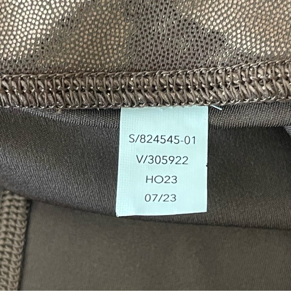 ATHLETA ELATION SHINE TIGHT LEGGING Color  Coffee House Size Large yoga running - Picture 8 of 9